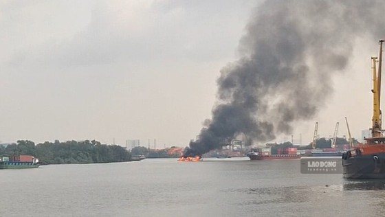 Fire scene. Photo: Anh Tu
