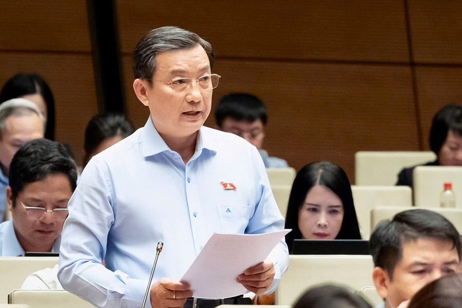 Đại biểu Phạm Trọng Nhân phát biểu. Ảnh: Media.quochoi.vn