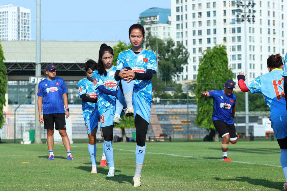 Đội tuyển nữ Việt Nam tích cực tập luyện trong đợt tập trung chuẩn bị cho ASIAD 2026. Ảnh: VFF