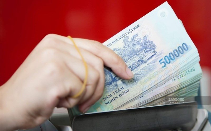 Cake by VPBank interest rate is up to 9.4%/year. Photo: Hai Nguyen.