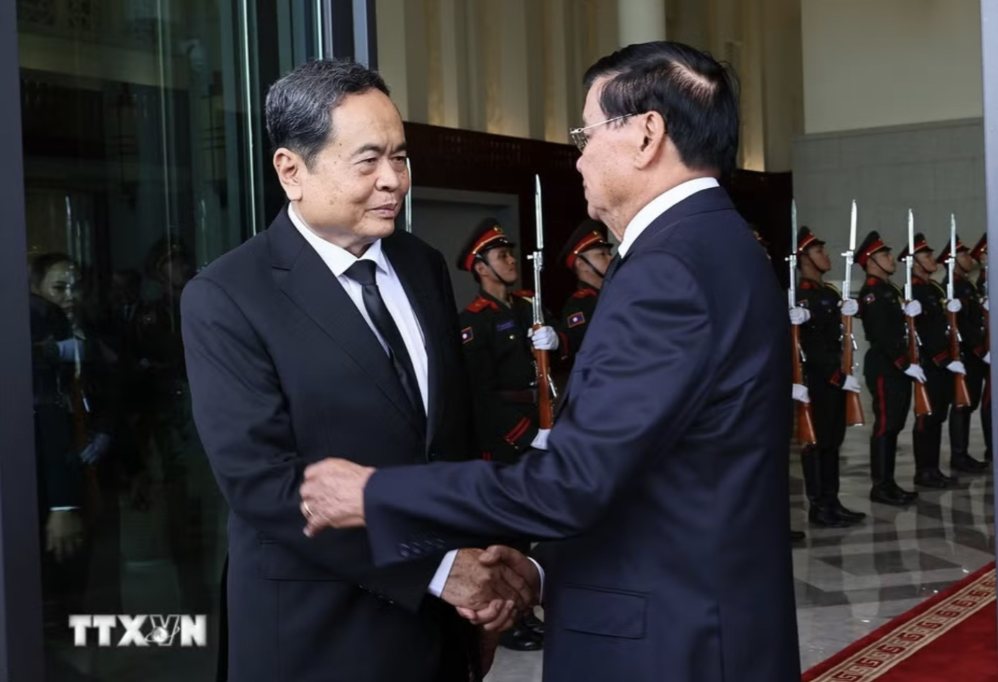 Chủ tịch Quốc hội Trần Thanh Mẫn đã có cuộc hội kiến với Tổng Bí thư, Chủ tịch nước Lào Thongloun Sisoulith. Ảnh: TTXVN