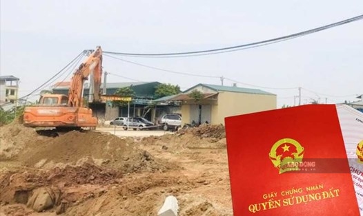 Answering the issue of red book re-issuance for land that has been recovered. Photo: Nhu Ha