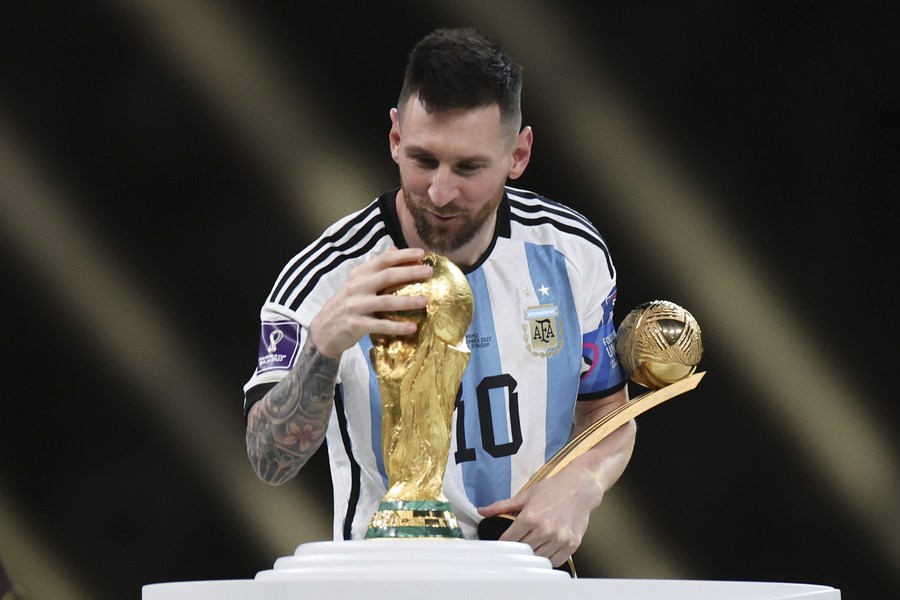 ... và vô địch World Cup 2026 - giải cơn khát của người Argentina suốt 36 năm. Ảnh: Xinhua