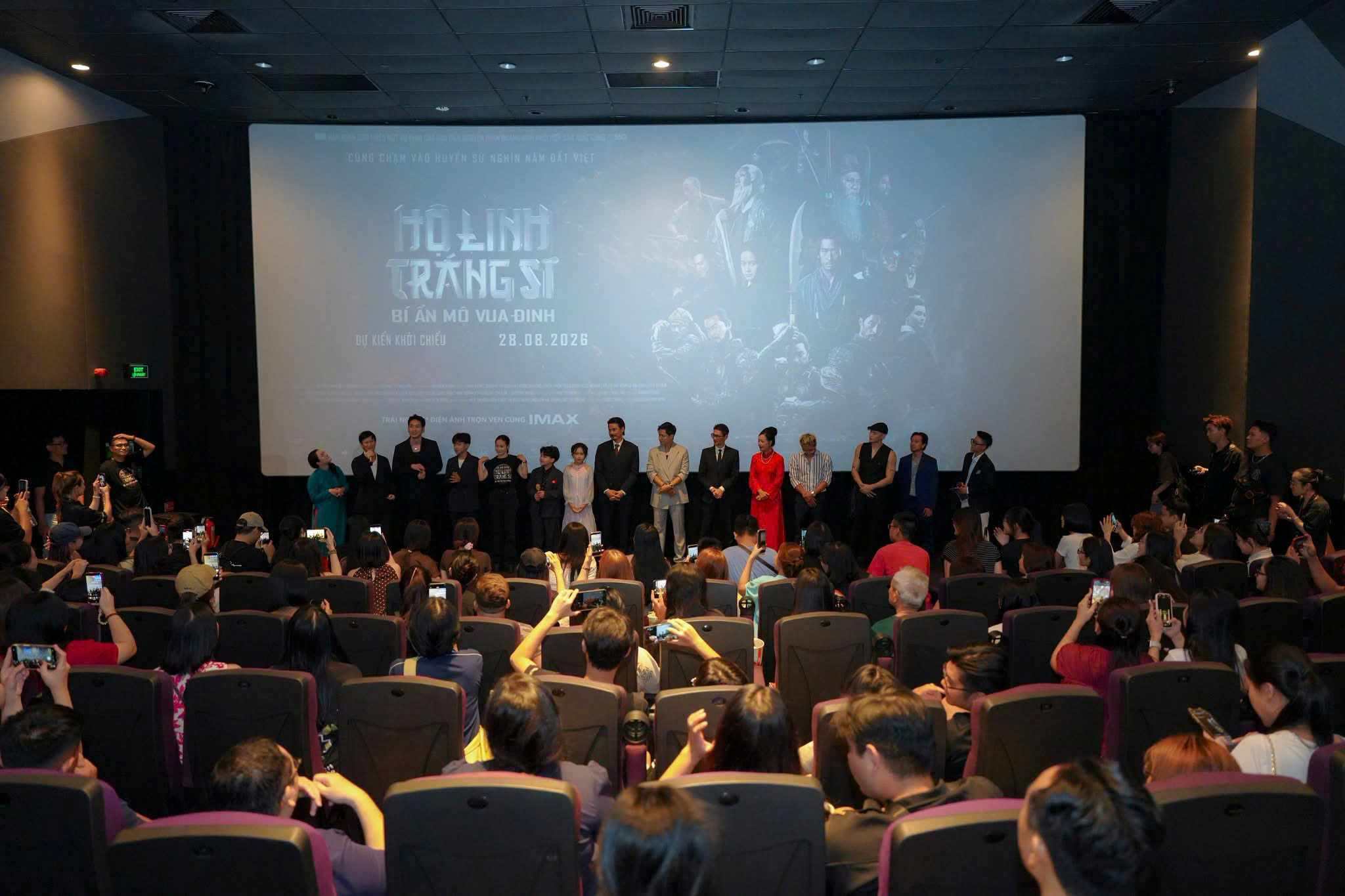 Ho Linh Trang Si is a movie produced by TV360 in collaboration with BHD. The work chooses the theme of martial arts combined with legendary elements, setting the story in a context related to the history of the Dinh Dynasty. Photo: Official Fanpage of the movie