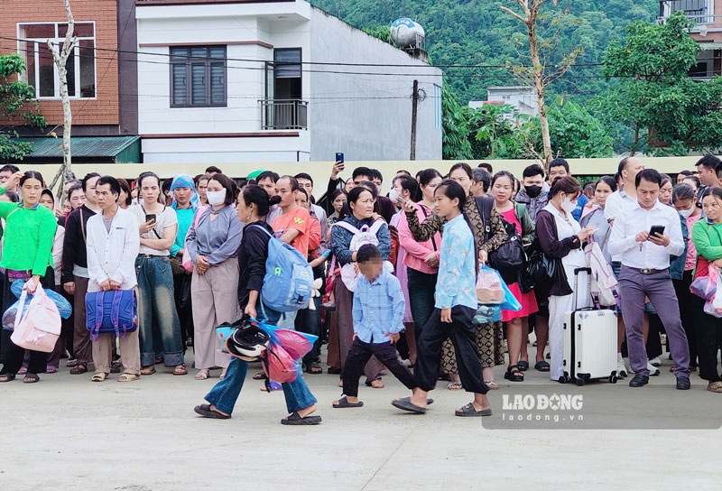 Trường Phổ thông nội trú Tiểu học và THCS Mường Khương khang trang, sẵn sàng đón học sinh bước vào năm học mới. Ảnh: Đinh Đại