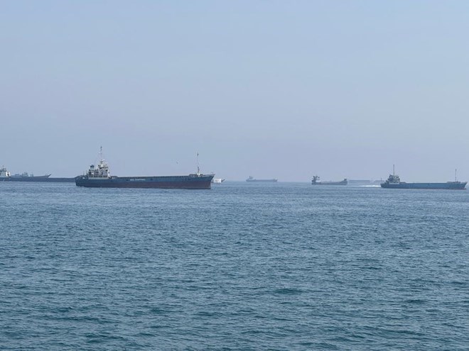Navires opérant dans le détroit d'Ormuz. Le 9 septembre, l'Iran a annoncé l'élargissement du cordon de blocus dans ce détroit stratégique. Photo: AFP