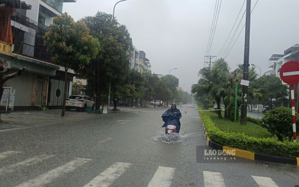 Warning of the risk of heavy rain in many provinces and cities in the Central region. Photo: Quach Du (taken in Thanh Hoa in August 2026)