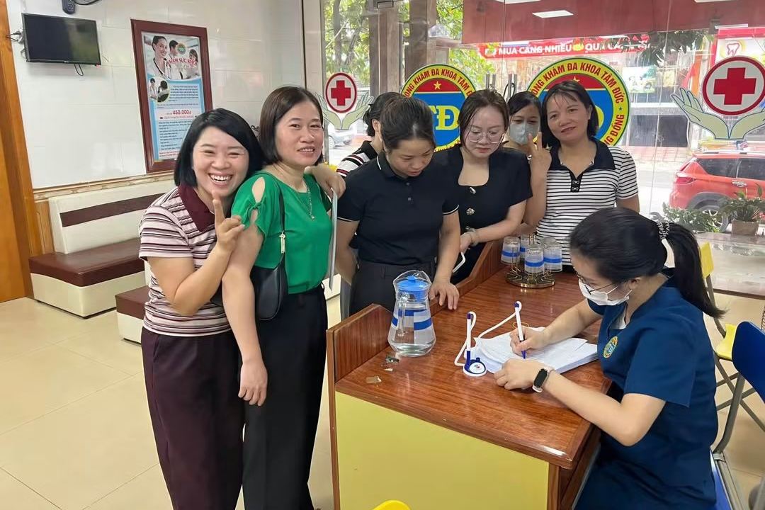 Over 300 workers in Lap Thach commune were given free health check-ups and screenings. Photo taken in September 2026: Lap Thach Commune Trade Union