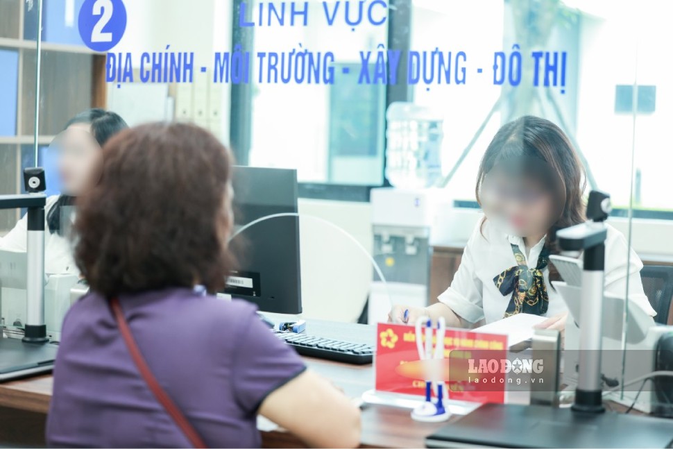 The Ministry of Home Affairs has specific instructions on ranking senior specialist ranks or equivalents for Deputy Directors of Departments and equivalents. Photo: Hai Nguyen (taken in July 2025)