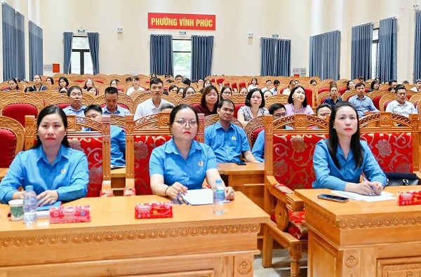 Pay attention to building a team of trade union officials to meet the requirements and tasks in the new situation. In the photo, trainees participating in the legal training class of Phu Tho Provincial Labor Federation. Photo: Phu Tho Labor Federation posted on September 9