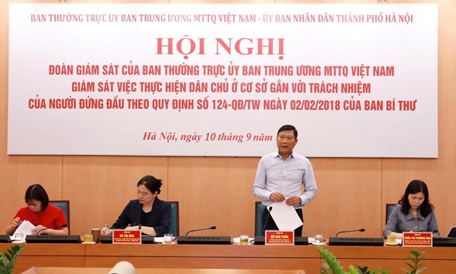 Phó Chủ tịch UBND thành phố Hà Nội Đỗ Anh Tuấn phát biểu tại hội nghị. Ảnh: Tuệ Phương/ Mặt trận Tổ quốc