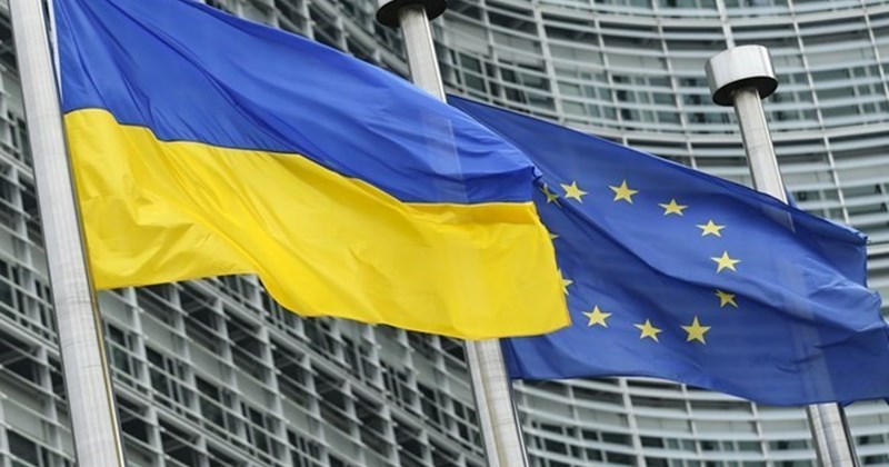 Europe hesitates earlier than Ukraine’s large invoice Europe hesitates earlier than Ukraine’s large invoice