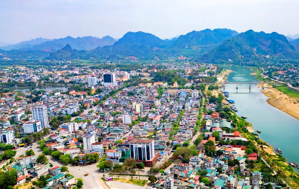 Tuyen Quang province has not yet had a policy to continue merging communes, but this locality is also reviewing and comprehensively assessing administrative units. In the photo, a corner of Minh Xuan ward, Tuyen Quang province seen from above. Photo: tuyenquang. gov. vn