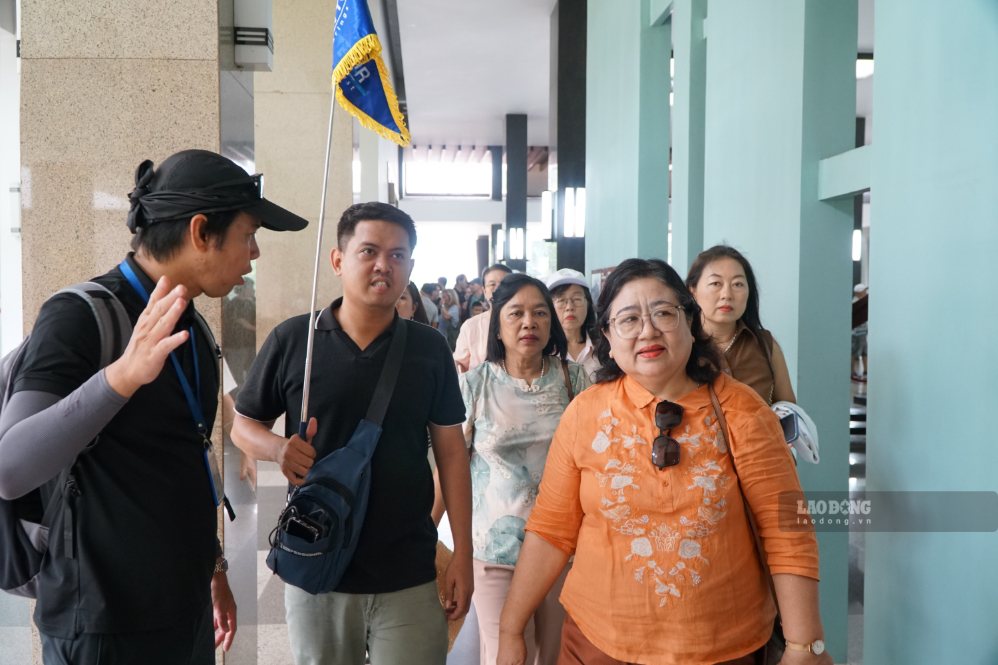 Turistas visitando la ciudad de Ho Chi Minh durante las vacaciones 2. 9. Foto: Thanh Chan