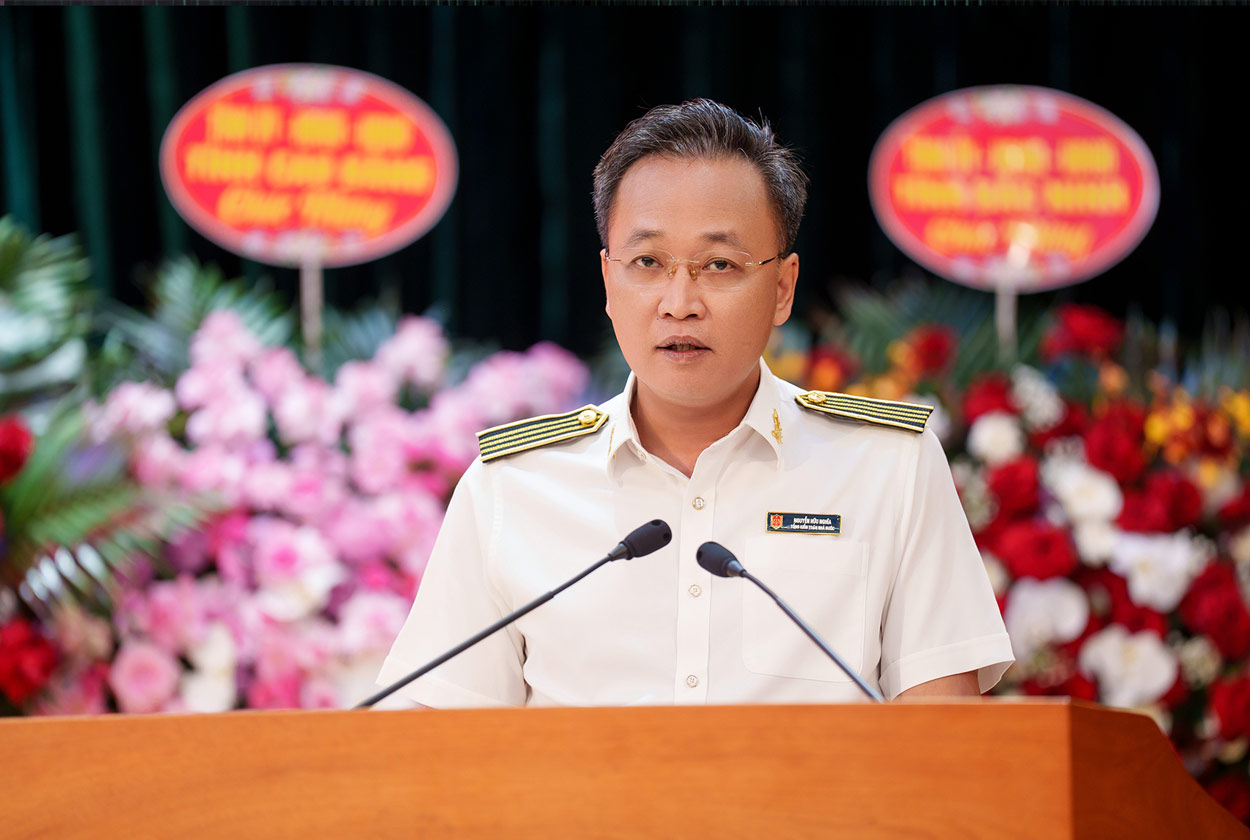 Ủy viên Ban Chấp hành Trung ương Đảng, Tổng Kiểm toán Nhà nước Nguyễn Hữu Nghĩa phát biểu tại Hội nghị. Ảnh: KTNN