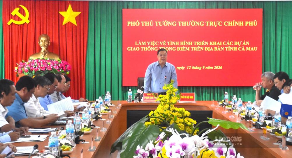 Phó Thủ tướng Thường trực yêu cầu các chủ đầu tư, nhà thầu tiếp tục tổ chức thi công hiệu quả, đưa các tuyến đường cao tốc vào khai thác (ảnh chụp ngày 12.9). Ảnh: Nhật Hồ.
