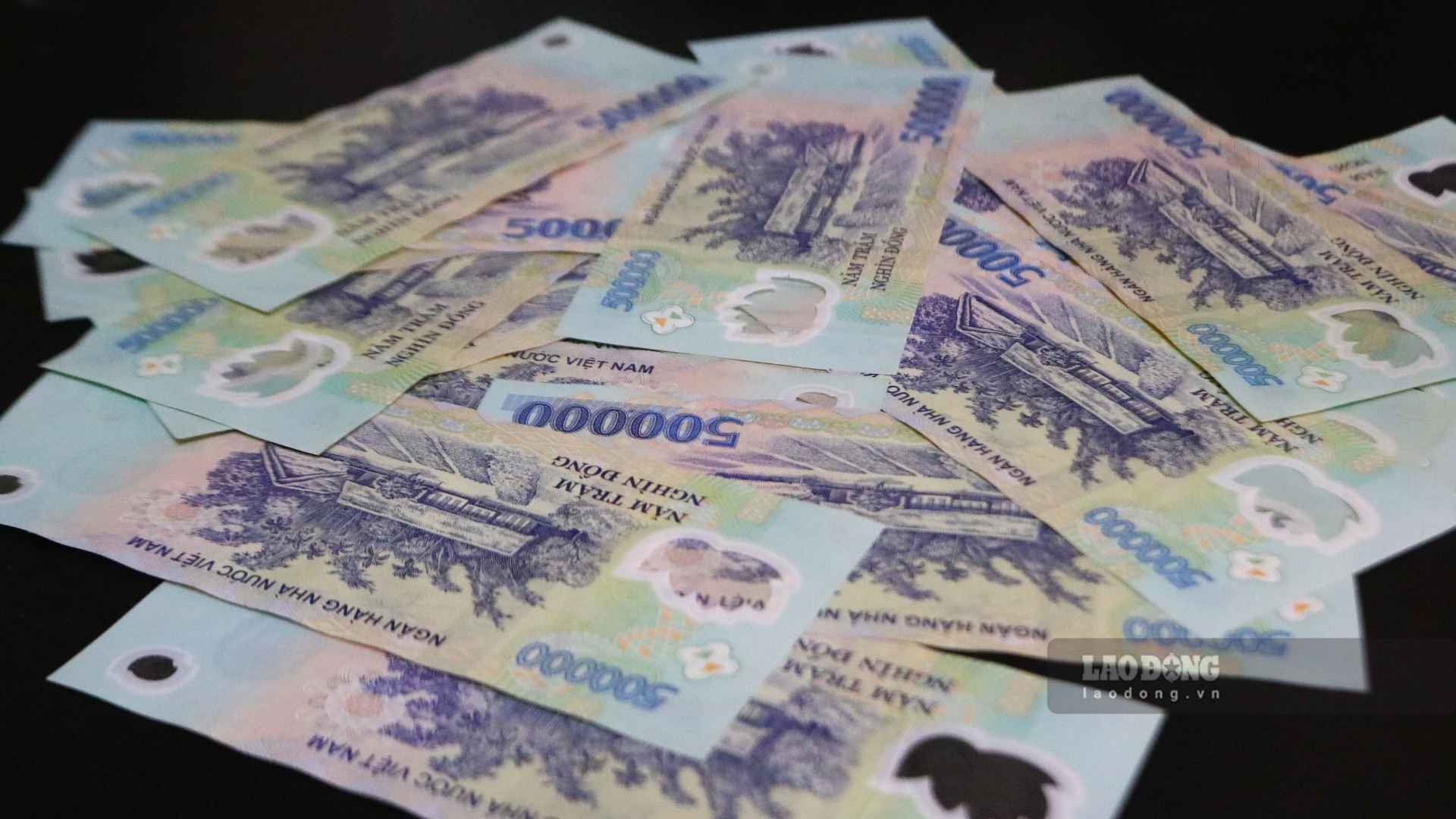 BIDV aplica un marco de tasas de interés de ahorro para clientes individuales en el rango del 0,1-6%/año en condiciones normales. Foto: Thạch Lam (Tomado en 2026).