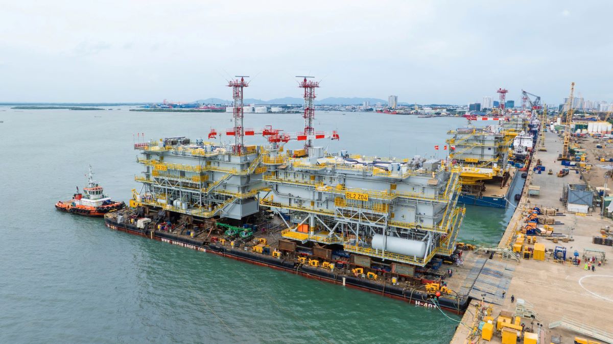 Bốn trạm biến áp của Dự án Baltica 2 trên bãi chế tạo của PTSC M&C. Ảnh: Petrovietnam