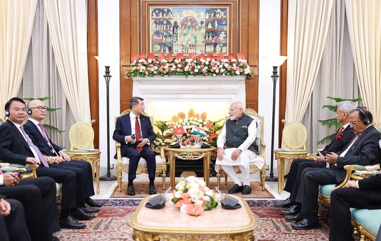 Ủy viên Bộ Chính trị, Thủ tướng Lê Minh Hưng gặp Thủ tướng Ấn Độ Narendra Modi. Ảnh: chinhphu.vn/Nhật Bắc