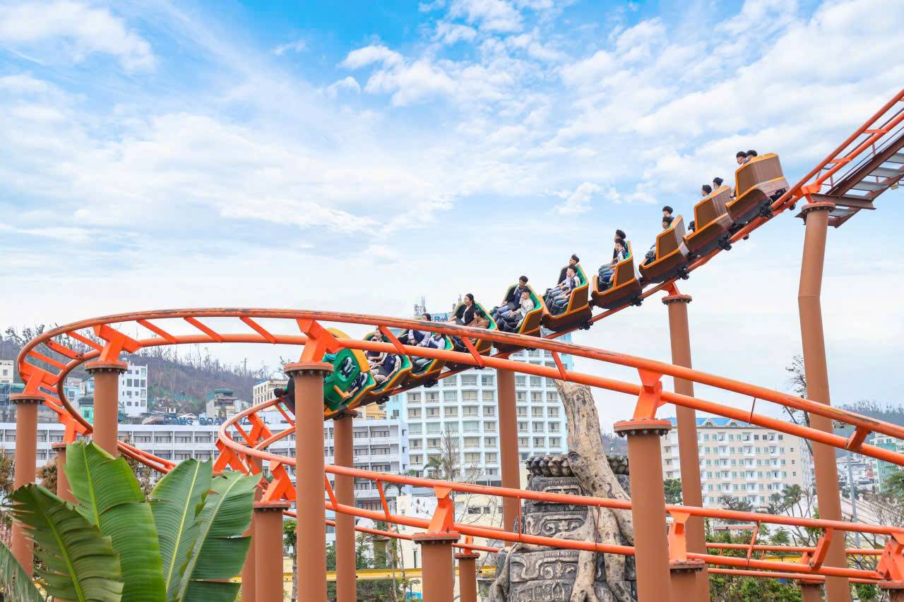 Dragon Park, belonging to the Sun World Ha Long amusement complex, Bai Chay ward, will officially stop operating from September 14, 2026. Photo: Sungroup