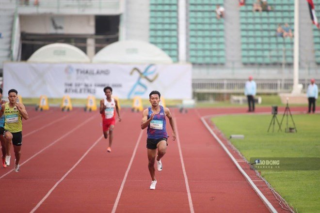 El "niño prodigio del atletismo" tailandés Puripol Boonson estableció el primer hito en el Sudeste Asiático corriendo 100 metros en menos de 10 segundos en los SEA Games 33, siendo una gran esperanza en los ASIAD 20. Foto: Minh Anh
