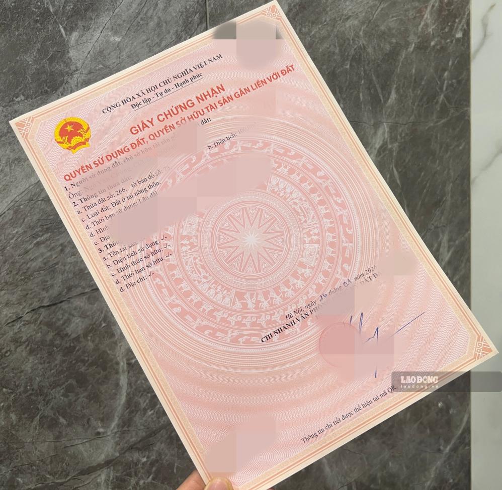 How to handle when one spouse arbitrarily buys, sells, or transfers land and houses is an issue of concern to readers. Photo: Anh Tuan (taken on September 13, 2026)