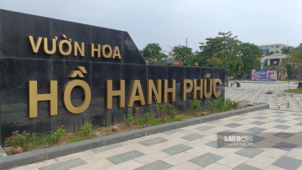 Vườn hoa hồ Hạnh Phúc, TP Hải Phòng. Ảnh: Hoàng Khôi (chụp chiều 8.9)
