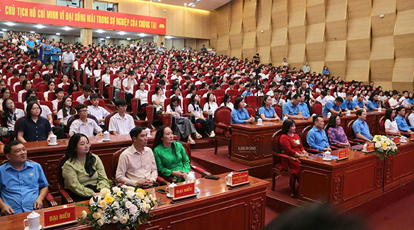 Các đại biểu dự Hội nghị. Ảnh: Minh Hùng