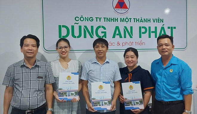 Công đoàn phường Liên Chiểu, Đà Nẵng thành lập công đoàn cơ sở mới với 17 đoàn viên. Ảnh: Công đoàn Liên Chiểu