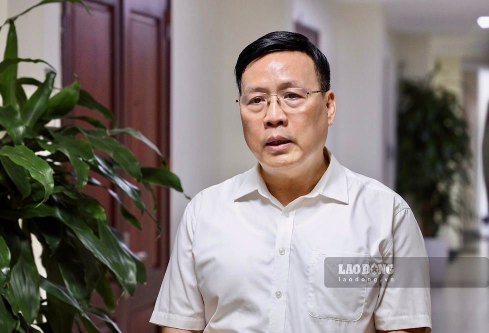 According to Prof. Dr. Nguyen Dinh Duc, there are 4 big questions to answer to arrange and merge universities to achieve the goal of improving training quality and innovation. Photo: Tuong Van