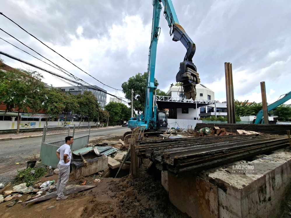 Pumping station with a capacity of 3,500m3/hour on Nguyen Van Huong street (HCMC) is under construction. Photo: Minh Quan