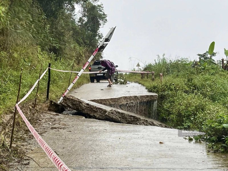 Da Nang is developing a plan to apply UAVs in areas at risk of deep flooding and fragmentation during the rainy and storm season. Photo: Truong An