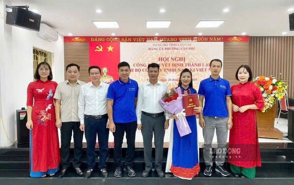Ra mắt Chi bộ Công ty TNHH NASAKI Việt Nam. Ảnh: Mạnh Hùng