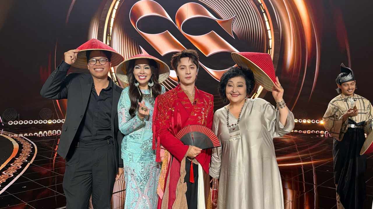 Đăng Khôi và ê-kíp. Ảnh: Nghệ sĩ cung cấp. 