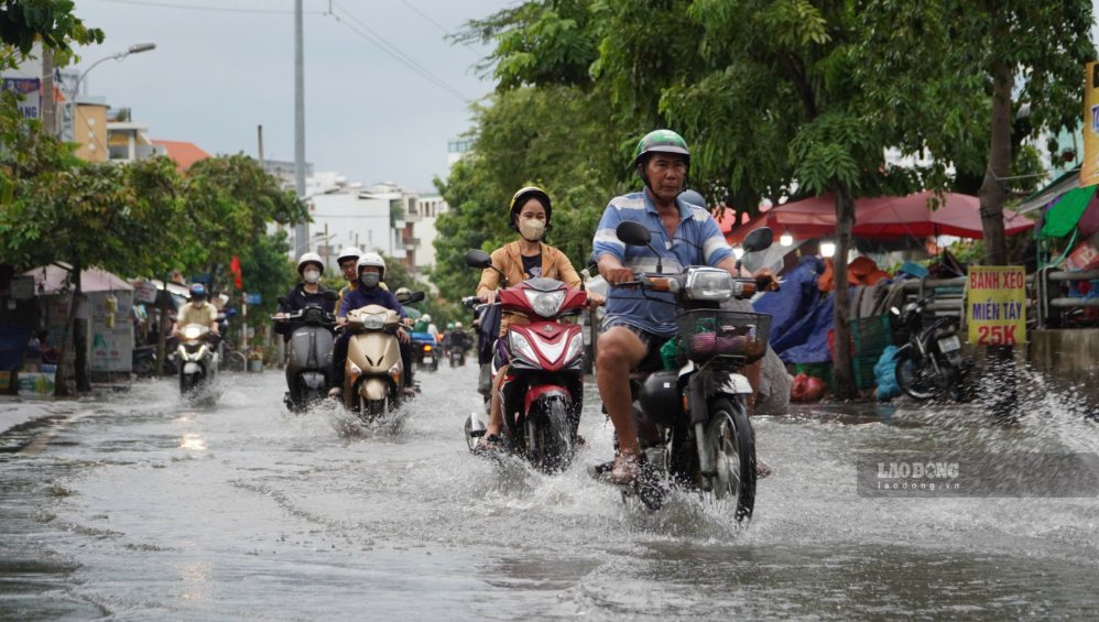 Ho Chi Minh City will develop specialized planning for ground elevation and drainage, creating a basis for improving flood prevention efficiency. Photo: Thai Bao (taken on September 12, 2026)