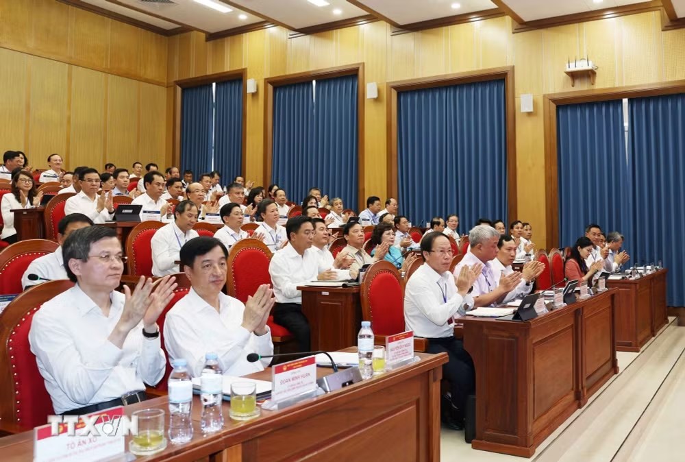 Các đại biểu và học viên tham dự chương trình bồi dưỡng, cập nhật kiến thức đối với Ủy viên Ban Chấp hành Trung ương Đảng khóa XIV. Ảnh: Thống Nhất/TTXVN