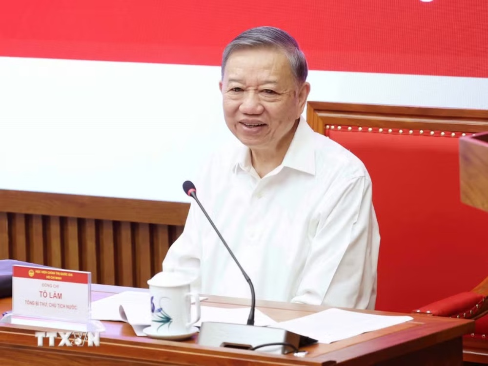 General Secretary and President To Lam exchanged and conveyed the topic, emphasizing the requirement not to let the term be divided strategically. Photo: VNA