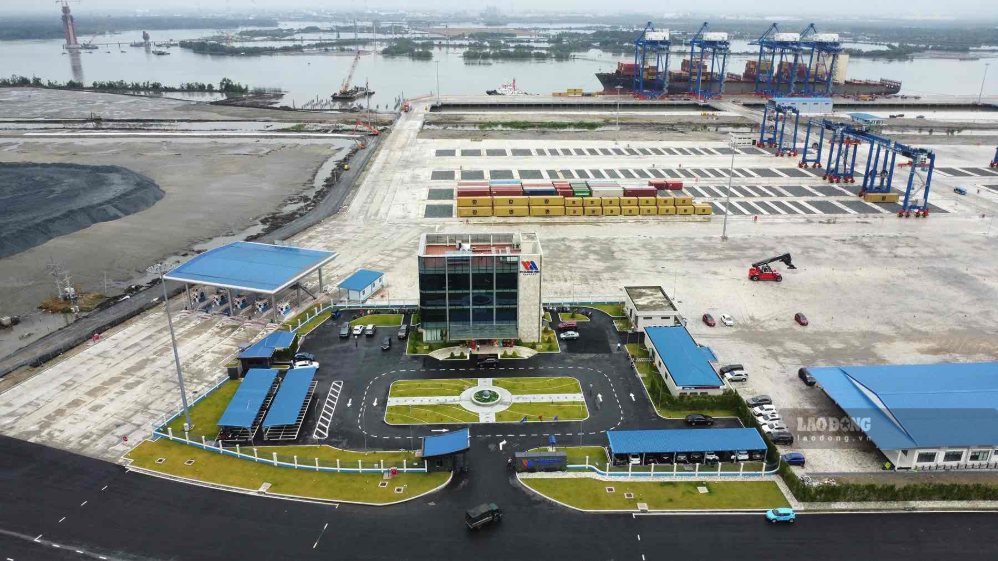 The industrial park is located connecting to Phuoc An port, adjacent to the Thi Vai River. Photo: HAC