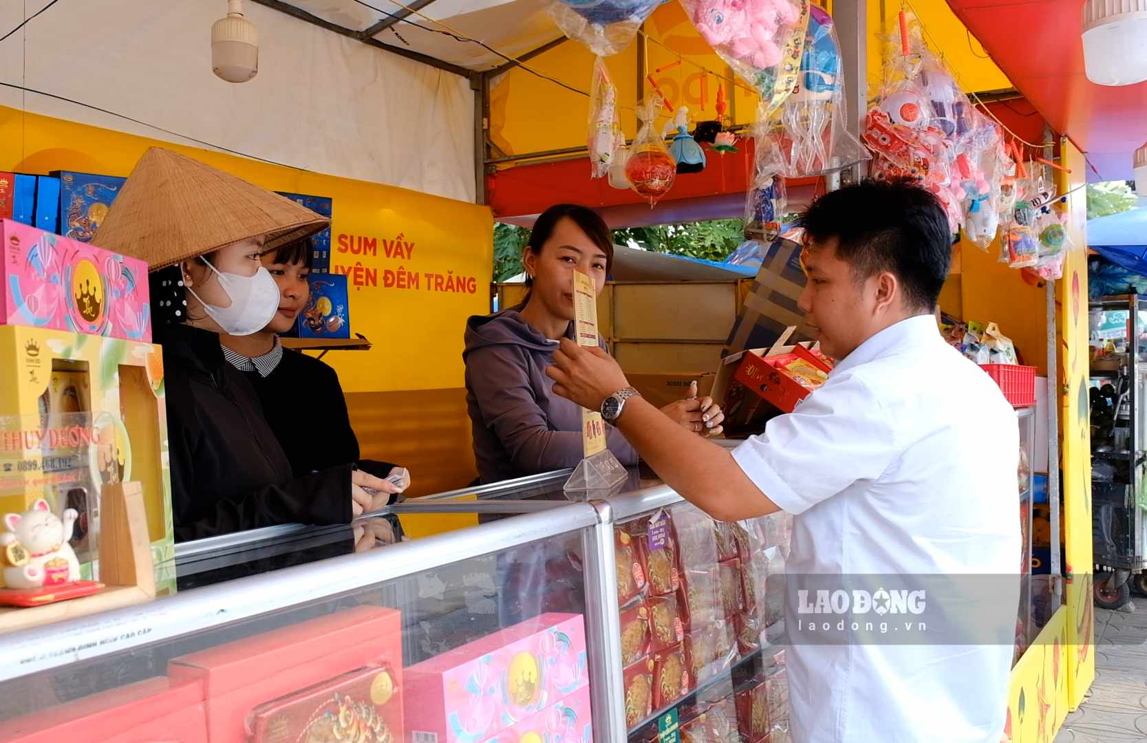 Mid-Autumn cake market is showing signs of prosperity, the under 1 million segment is popular
