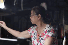 Bringing Van Phuc silk to digital platforms, traditional crafts closer to customers