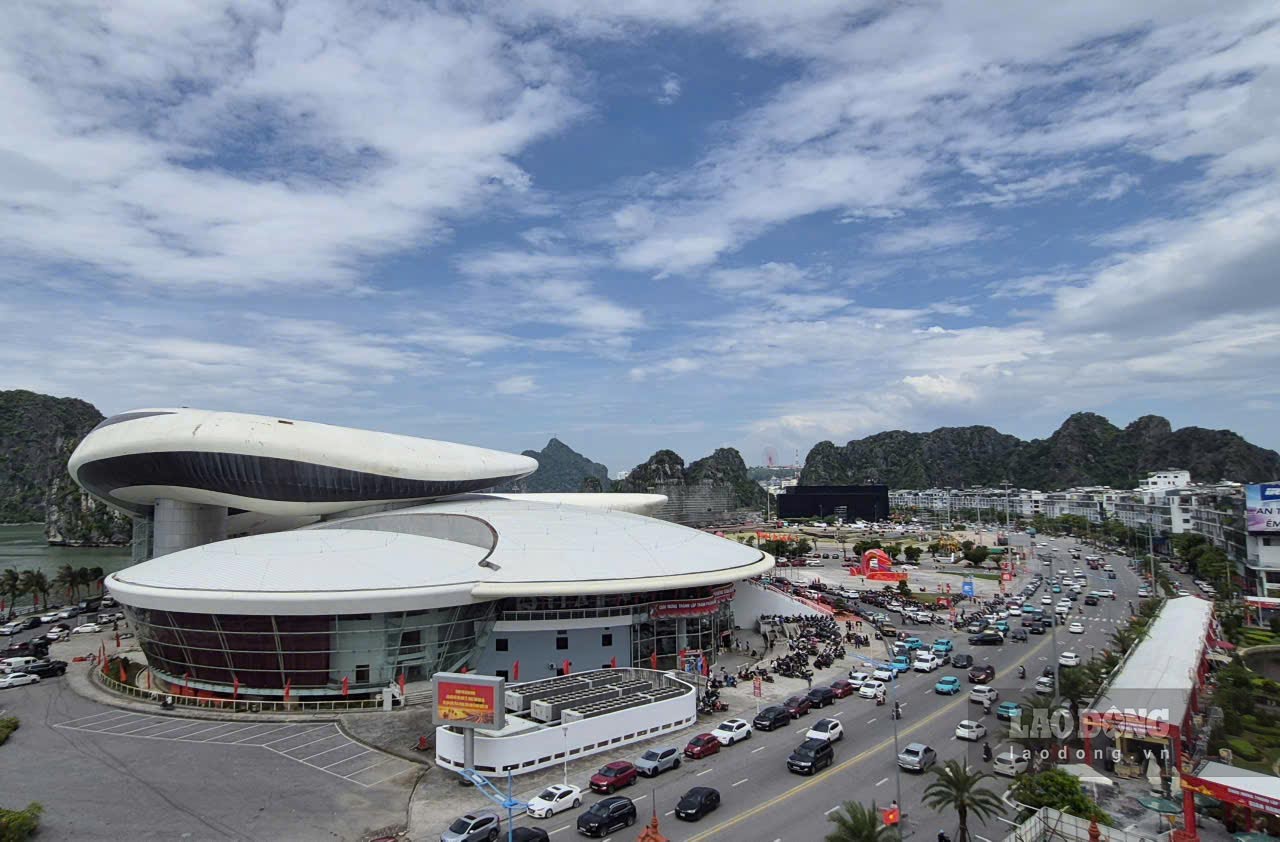 Quang Ninh sets a budget revenue target of about 100,000 billion VND in 2026. Photo: Nguyen Hung