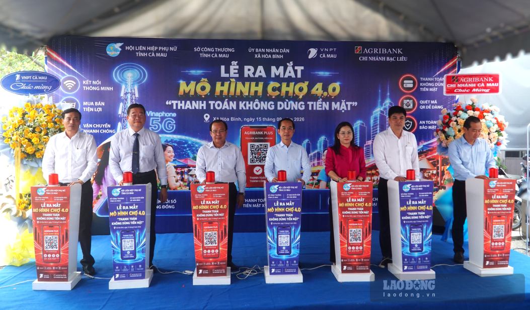 Launching ceremony of the 4.0 market model - cashless payment in Hoa Binh commune, Ca Mau (photo taken on September 15, 2026). Photo: Nhat Ho.