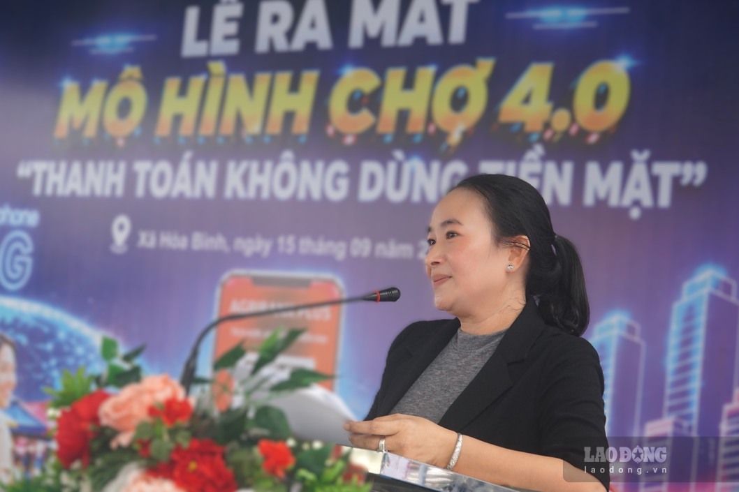 Bà Nguyễn Hồng Phượng, tiểu thương chợ Hoà Bình, Cà Mau (ảnh chụp ngày 15.9.2026). Ảnh: Nhật Hồ.