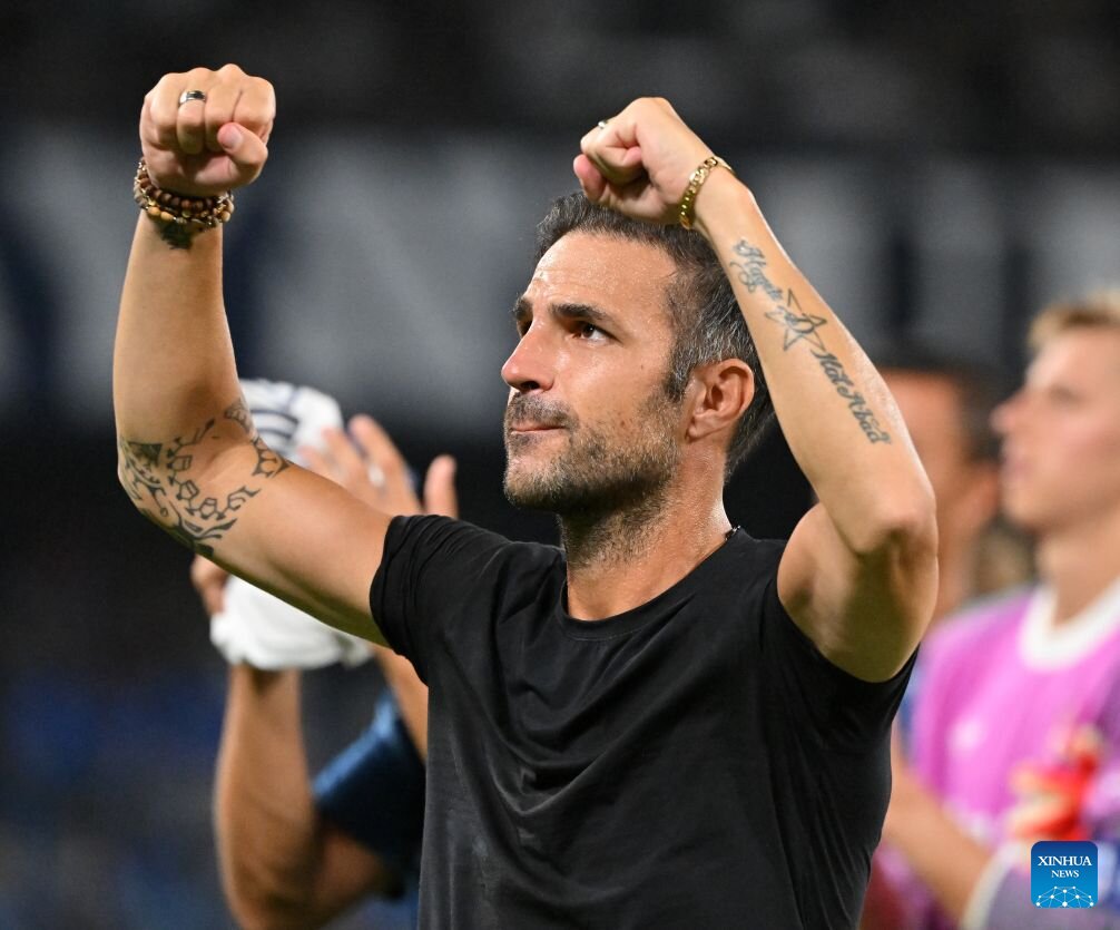Cesc Fábregas está teniendo una buena mano con Como. Foto: Xinhua