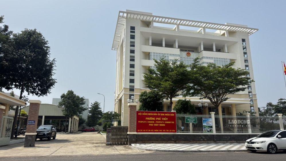 Trụ sở của Sở Tài chính tỉnh Bình Thuận cũ được điều chuyển làm trụ sở làm việc của UBND phường Phú Thủy, tỉnh Lâm Đồng. Ảnh: Duy Tuấn chụp ngày 15.9.