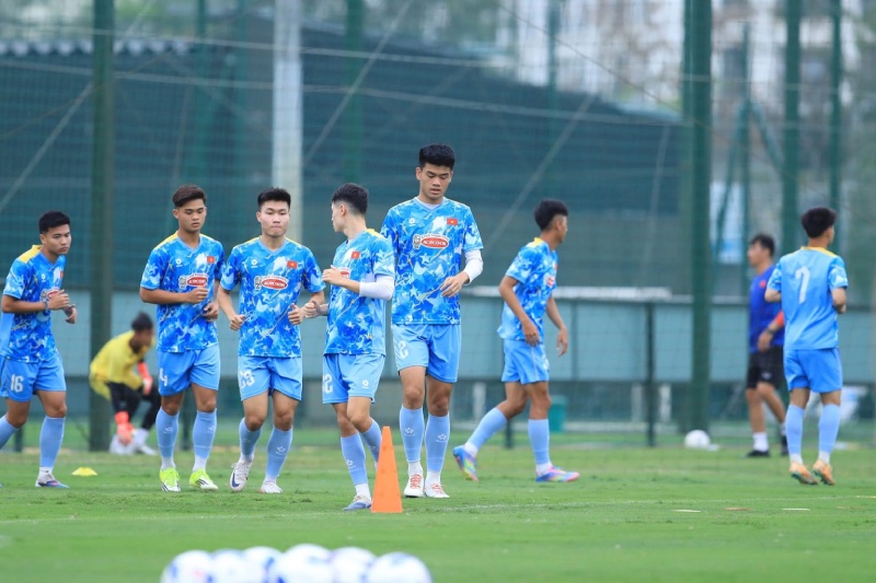 Le Vietnam U23 frappe de manière inefficace après le premier tour aux ASIAD 20. Photo: VFF
