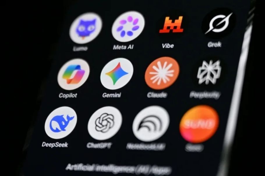 Leading technology corporations in the world such as OpenAI, Google, and Anthropic are looking for a legal framework for self-managing artificial intelligence safety. Photo: AFP