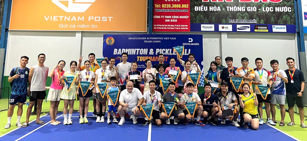 The grassroots trade union of Draexlmaier Automotive Vietnam Joint Stock Company organizes the "Badminton & Pickleball Tournament" Sports Festival. Photo: Da Nang Trade Union