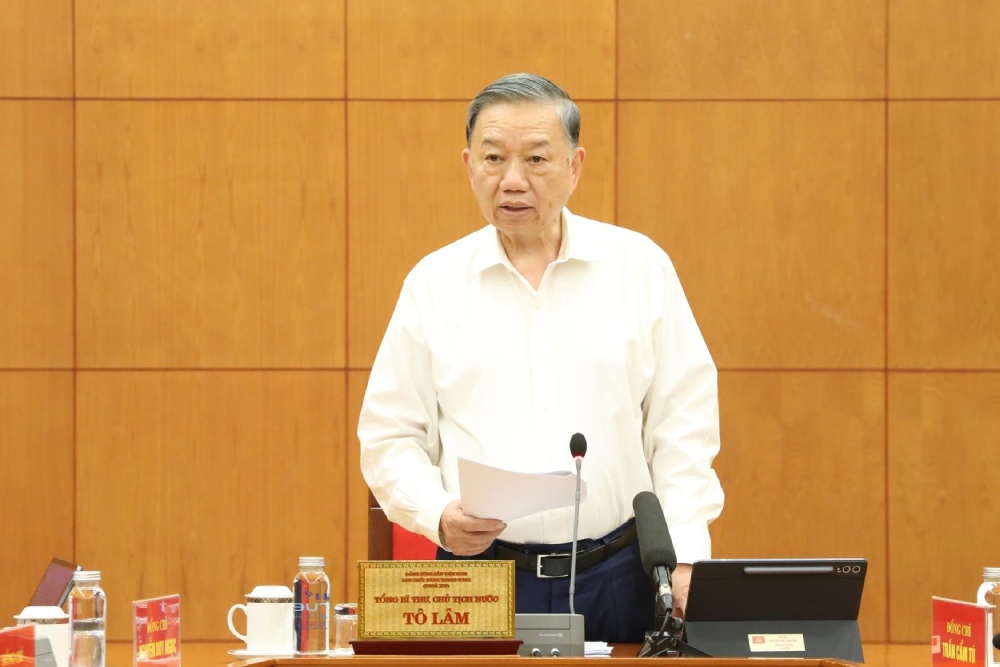 General Secretary and President To Lam chairs the second meeting of the Standing Committee of the Central Steering Committee on summarizing practice and studying the amendment and supplementation of the Party Charter. Photo: E-Portal of the Communist Party of Vietnam