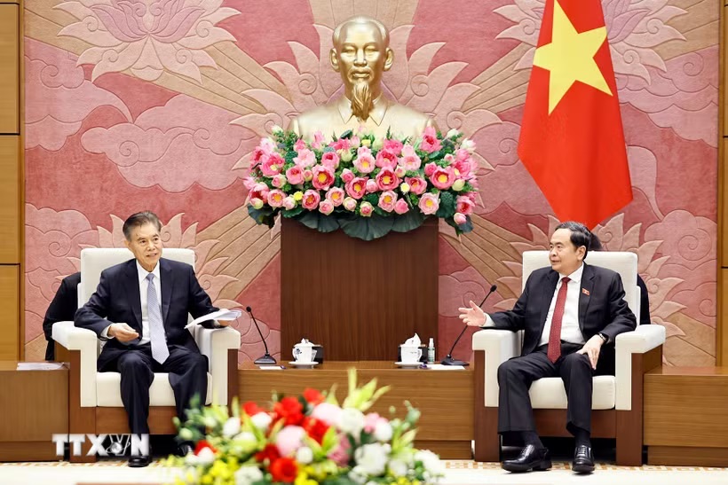 Ủy viên Bộ Chính trị, Chủ tịch Quốc hội Trần Thanh Mẫn tiếp Chủ nhiệm Ủy ban Tài chính và Kinh tế của Nhân đại toàn quốc Trung Quốc Chung Sơn. Ảnh: Doãn Tấn/TTXVN